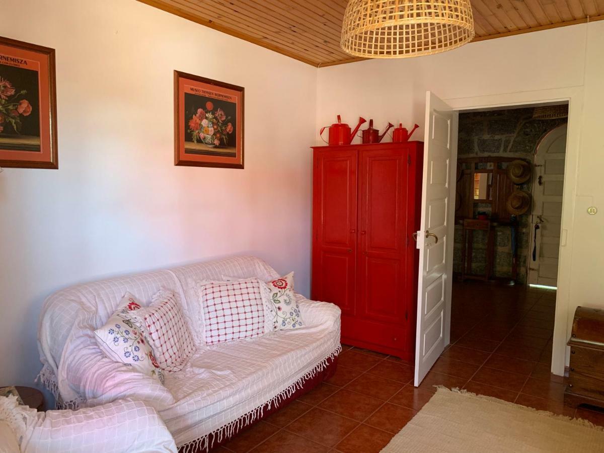 Vila Aurora Parada de Gatim ภายนอก รูปภาพ